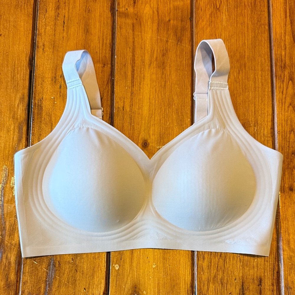 Seamless bright Wireless Bra - Comfortable Everyday Support